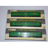 OO Gauge Model Railways: WRENN Model Railways A group of Pullman coaches in Southern Green