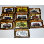 OO Gauge Model Railways: A group of MAINLINE wagons as lotted - VG/E in G/VG boxes (10)