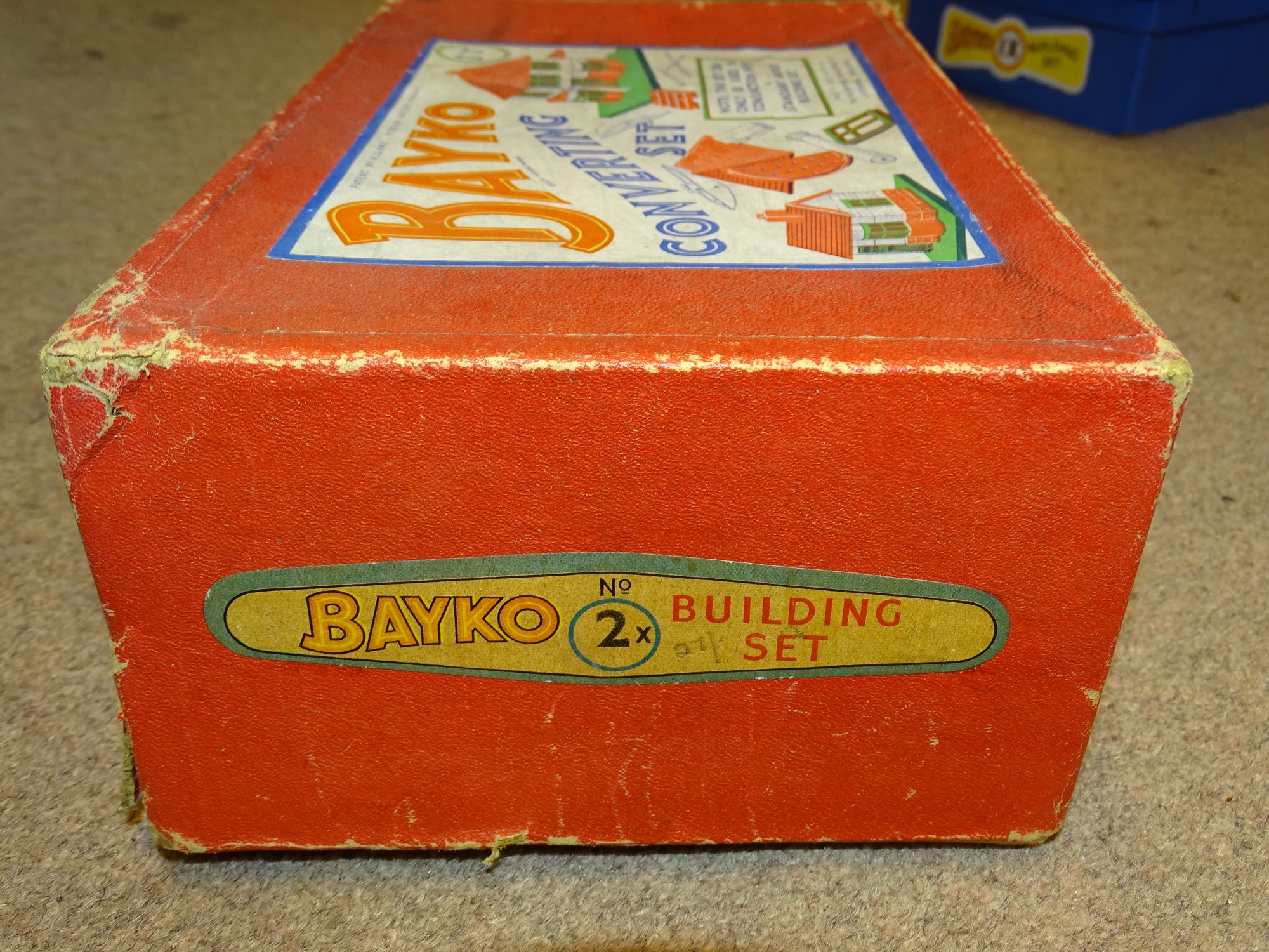 A large quantity of BAYKO building sets (not checked complete) together with a tin containing a very - Image 9 of 17