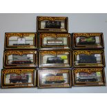 OO Gauge Model Railways: A group of MAINLINE wagons as lotted - VG/E in G/VG boxes (10)