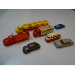 VINTAGE TOYS: A group of LEGO 1:87 vehicles produced by LEGO in the 1950s and early 1960s - G - with