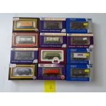 OO GAUGE MODEL RAILWAYS: A mixed group of DAPOL wagons as lotted - VG/E in G/VG boxes (12) #16