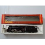 OO GAUGE MODEL RAILWAYS: A HORNBY R320 Black 5 steam locomotive in LMS black livery numbered 5138- G