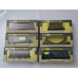 OO GAUGE MODEL RAILWAYS: A mixed group of WRENN wagons - as lotted VG in G/VG boxes (6)