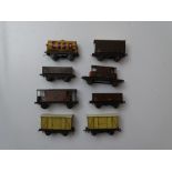 OO GAUGE MODEL RAILWAYS: A small group of HORNBY DUBLO unboxed mixed pre-war wagons together with
