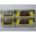 OO GAUGE MODEL RAILWAYS: A small group of rarer WRENN banana vans to include: 1 x W5007A, 2 x W5022A