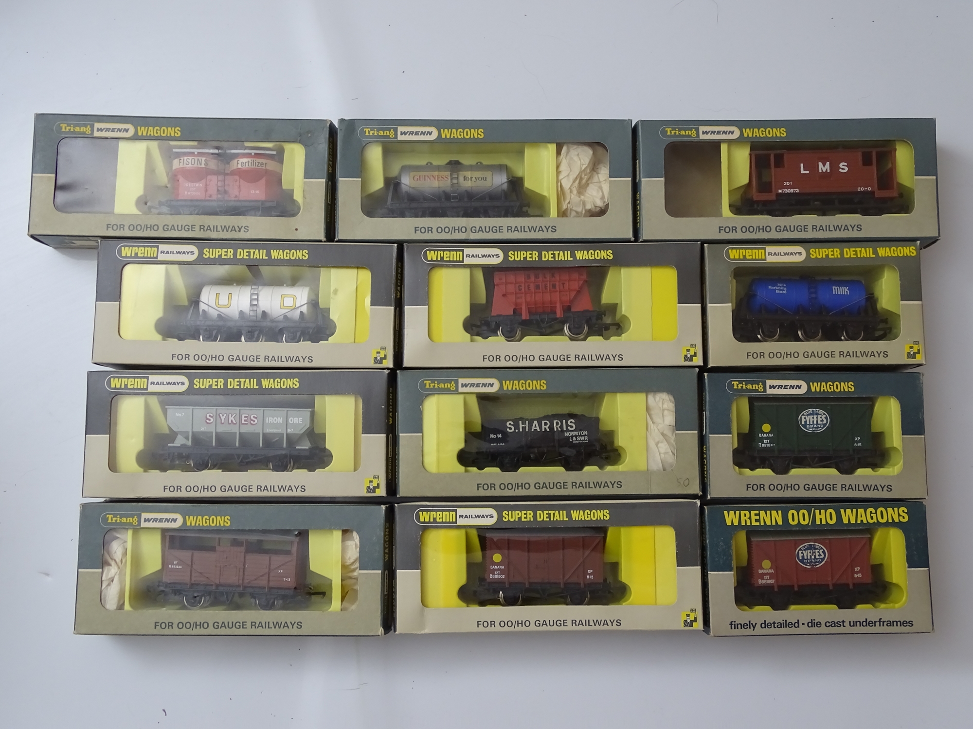 OO GAUGE MODEL RAILWAYS: A mixed group of WRENN wagons as lotted - VG/E in G/VG boxes (12) #21