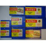 VINTAGE TOYS: A group of mixed 1950s/60s BAYKO contruction sets as lotted - contents unchecked - G/