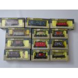 OO GAUGE MODEL RAILWAYS: A mixed group of WRENN wagons as lotted - VG/E in G/VG boxes (12) #28