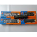 HO GAUGE MODEL RAILWAYS: A small group of ROCO German Outline coaches - one unboxed - G/VG in G