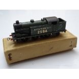 OO GAUGE MODEL RAILWAYS: A HORNBY DUBLO Class N2 steam tank locomotive: 3-rail, in Southern Green