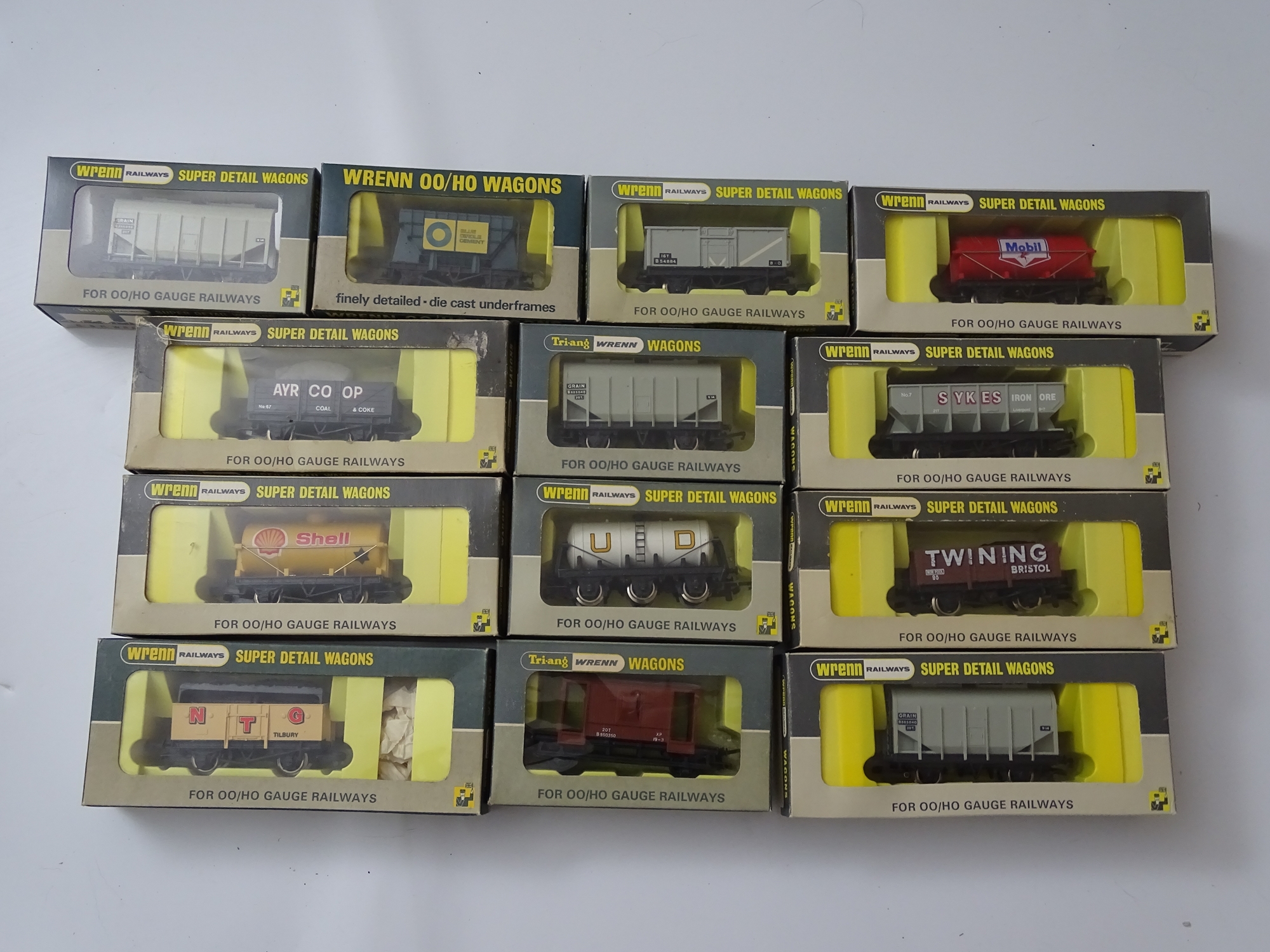 OO GAUGE MODEL RAILWAYS: A mixed group of WRENN wagons as lotted - VG/E in G/VG boxes (13) #26