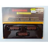 Z GAUGE MODEL RAILWAYS: A MARKLIN mini-club 8237 bogie hopper car set - VG in G box