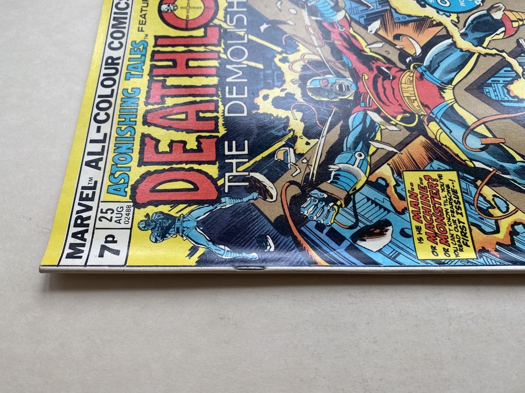 ASTONISHING TALES: DEATHLOK #25 - (1974 - MARVEL - Pence Copy) - First appearances of Deathlok the - Image 2 of 10