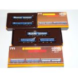 Z GAUGE MODEL RAILWAYS: A pair of MARKLIN coach packs comprising: 87071 and 87072 - both of the