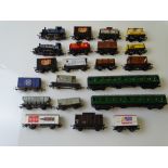 OO GAUGE MODEL RAILWAYS: A mixed lot of locos and rolling stock by HORNBY and others - G/VG (