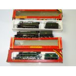 OO GAUGE MODEL RAILWAYS: A group of steam locos by HORNBY to include 'Kneller Hall' in GWR green, '