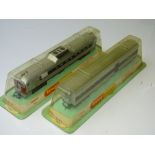 OO GAUGE MODEL RAILWAYS: A TRI-ANG HORNBY 3521 Canadian Outline Budd diesel railcar in CN silver/