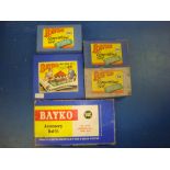 VINTAGE TOYS: A group of BAYKO construction sets circa 1950s comprising: 3 x 2X, 1 x No 1 and a