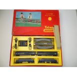 OO GAUGE MODEL RAILWAYS: A TRI-ANG RAILWAYS RVX Transcontinental passenger train set - G/VG in G