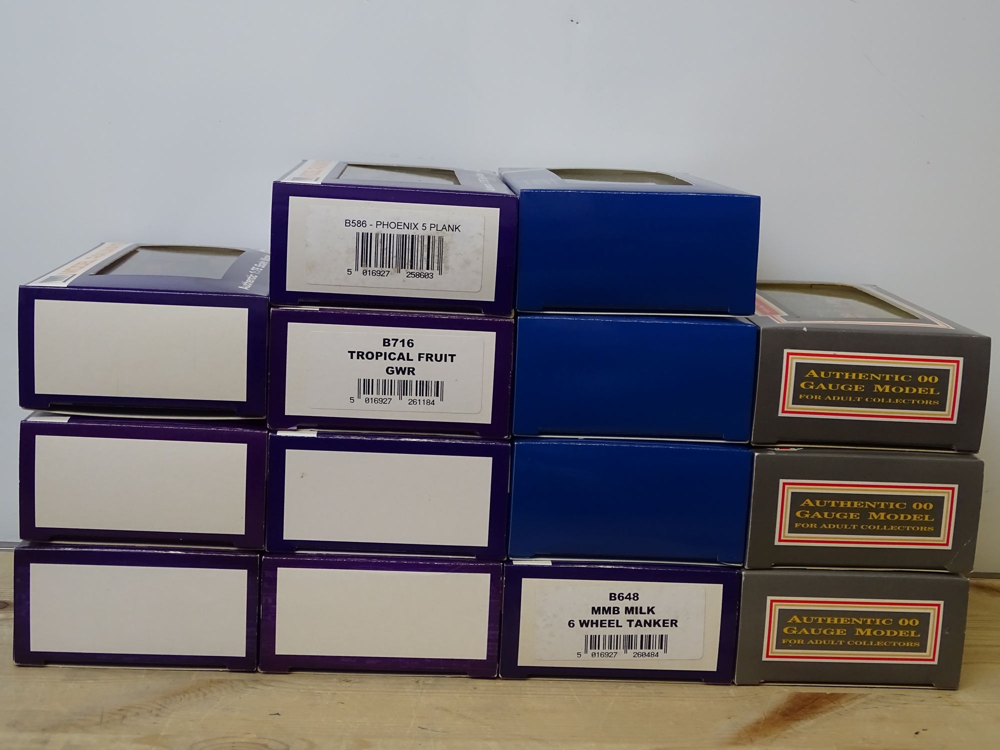 OO GAUGE MODEL RAILWAYS: A group of boxed DAPOL wagons as lotted - VG/E in G/VG boxes (14) #10 - Image 2 of 2