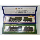 OO GAUGE MODEL RAILWAYS: A pair of steam locomotives by REPLICA and BACHMANN to include a Class B1