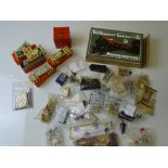 OO GAUGE MODEL RAILWAYS: A large mixed group of HORNBY DUBLO spares and accessories including a