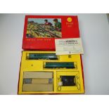 OO GAUGE MODEL RAILWAYS: A TRI-ANG RAILWAYS RFX Suburban EMU Passenger Train Set- G/VG in F/G box