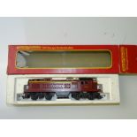 OO GAUGE MODEL RAILWAYS: A HORNBY R308 RS2 diesel switcher locomotive in Australian NSWR maroon