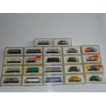 Z GAUGE MODEL RAILWAYS: A quantity of MARKLIN freight wagons - as lotted - VG in G boxes (22)