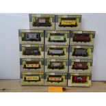 OO GAUGE MODEL RAILWAYS: A group of boxed WRENN wagons as lotted - VG/E in G/VG boxes (14) #15