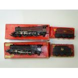 OO GAUGE MODEL RAILWAYS: A pair of TRI-ANG Princess Class locomotives comprising 'Princess Royal' in