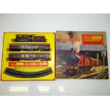OO GAUGE MODEL RAILWAYS: A TRI-ANG HORNBY RS.8 'The Midlander' Train Set - G/VG in G/VG box