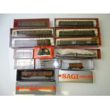 HO GAUGE MODEL RAILWAYS: A quantity of Italian Outline rolling stock by RIVAROSSI and SAGI - G/VG in