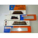 HO GAUGE MODEL RAILWAYS: A pair of Italian Outline electric locos together with a steam locomotive -