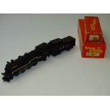 OO GAUGE MODEL RAILWAYS: A TRI-ANG R54/R32 Transcontinental Pacific steam locomotive 'Hiawatha' -