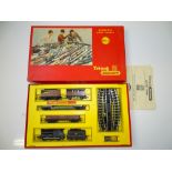 OO GAUGE MODEL RAILWAYS: A TRI-ANG RAILWAYS RS. 5 Electric Goods train set - G/VG in G/VG box