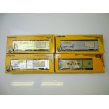 O GAUGE MODEL RAILWAYS: A group of four LIONEL limited edition wagons - VG in G boxes (4)