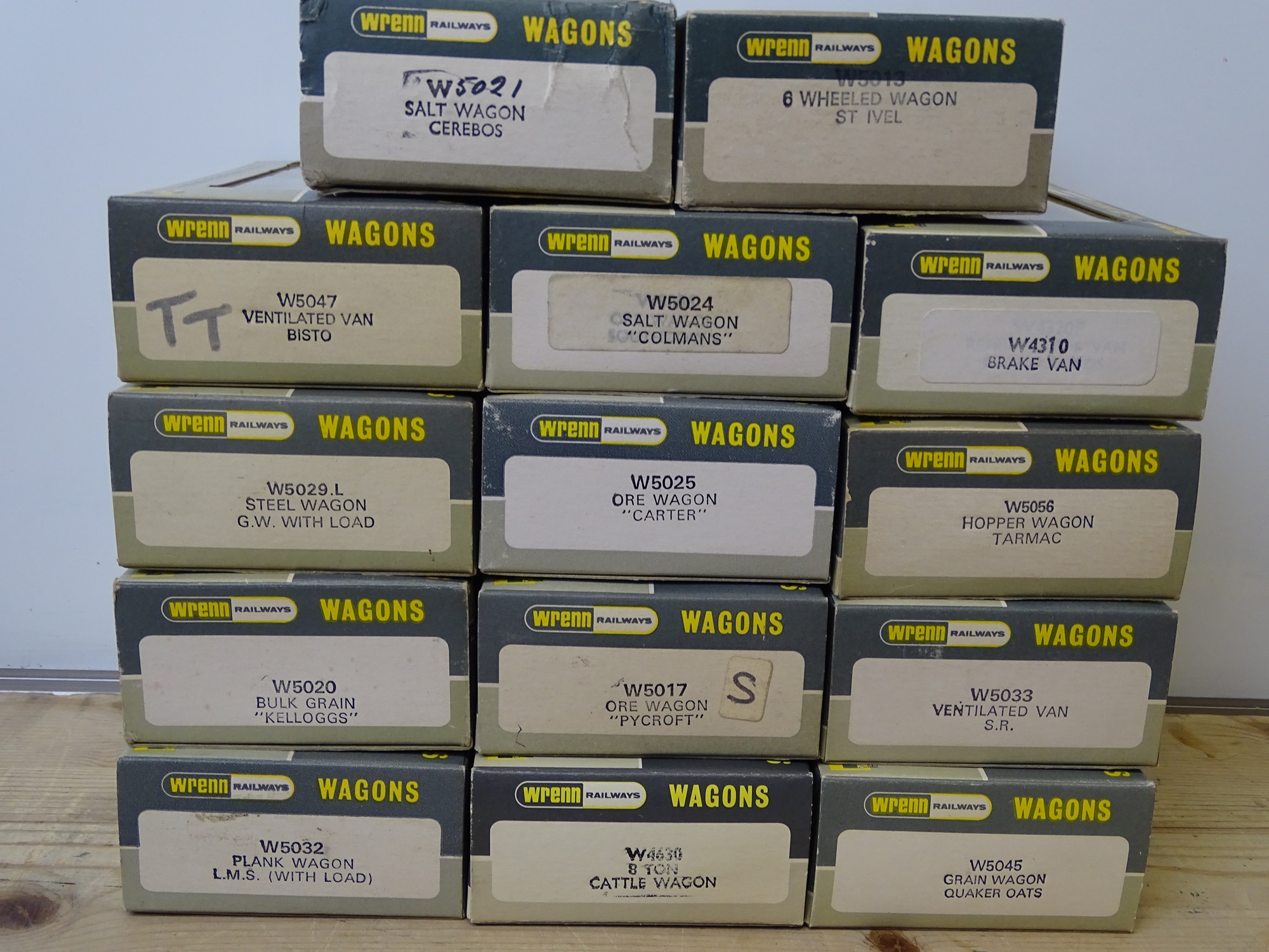 OO GAUGE MODEL RAILWAYS: A group of boxed WRENN wagons as lotted - VG/E in G/VG boxes (14) #13 - Image 2 of 2