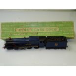 OO GAUGE MODEL RAILWAYS: A GRAHAM FARISH OO scale King Class steam locomotive dating from the