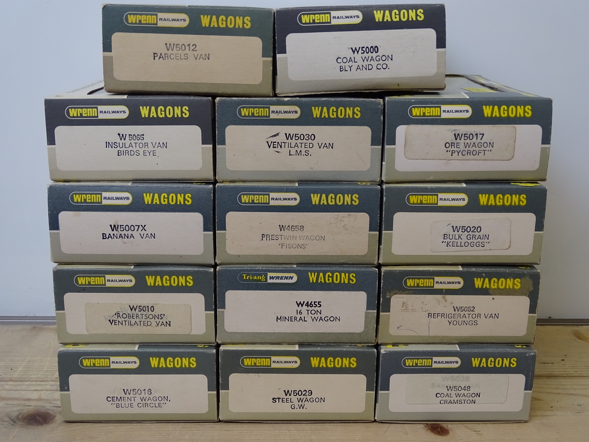 OO GAUGE MODEL RAILWAYS: A group of boxed WRENN wagons as lotted - VG/E in G/VG boxes (14) #3 - Image 2 of 2