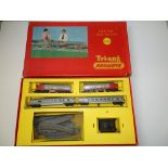 OO GAUGE MODEL RAILWAYS: A TRI-ANG RAILWAYS RHX Transcontinental Passenger train set - G in F/G box