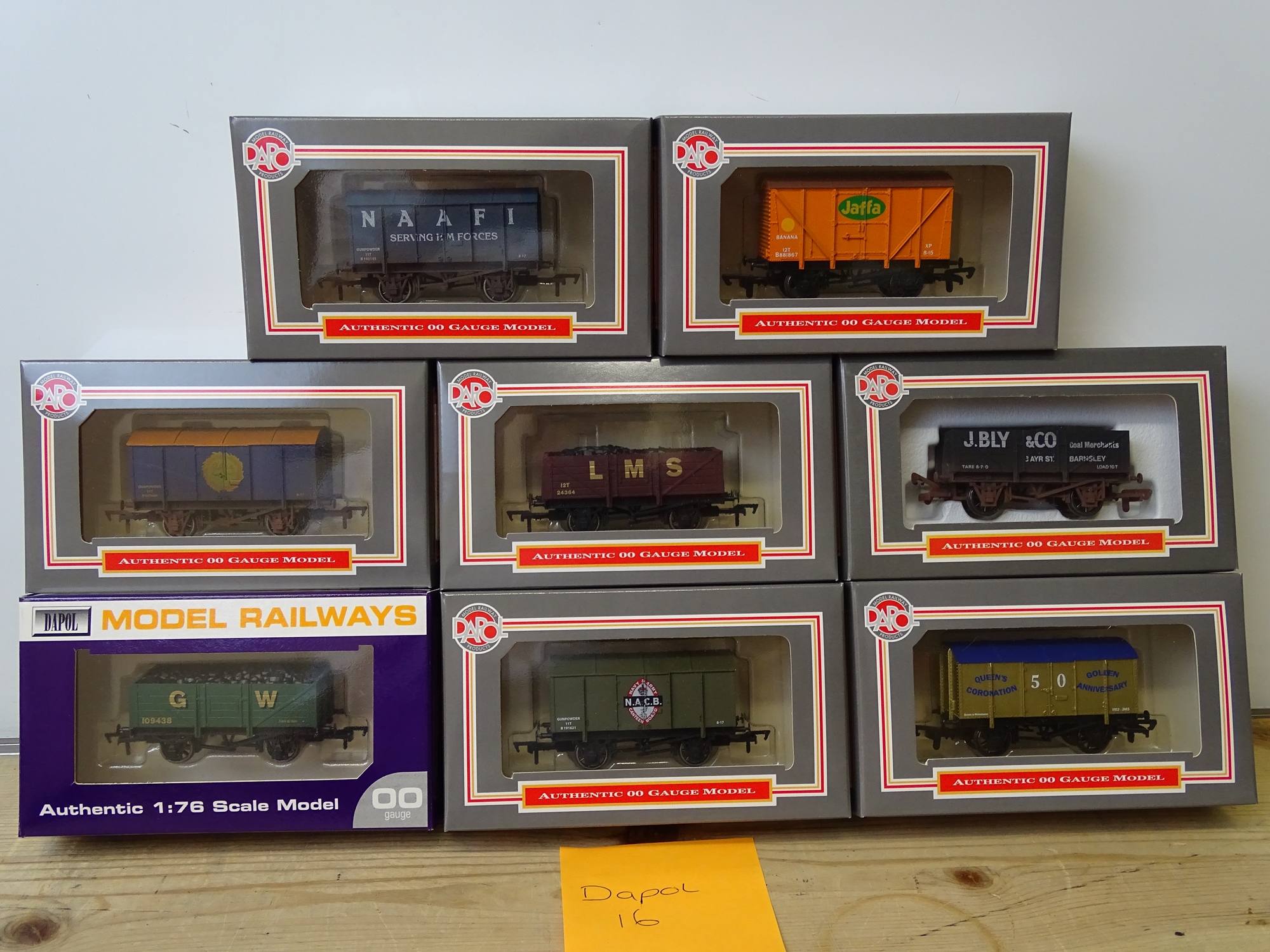 OO GAUGE MODEL RAILWAYS: A group of boxed DAPOL wagons - all WRENN Collectors' Club limited editions