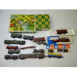 HO GAUGE MODEL RAILWAYS: A quantity of unboxed European Outline rolling stock (various