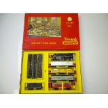 OO GAUGE MODEL RAILWAYS: A TRI-ANG (New Zealand) NZTCF Transcontinental Freight Goods Train set -