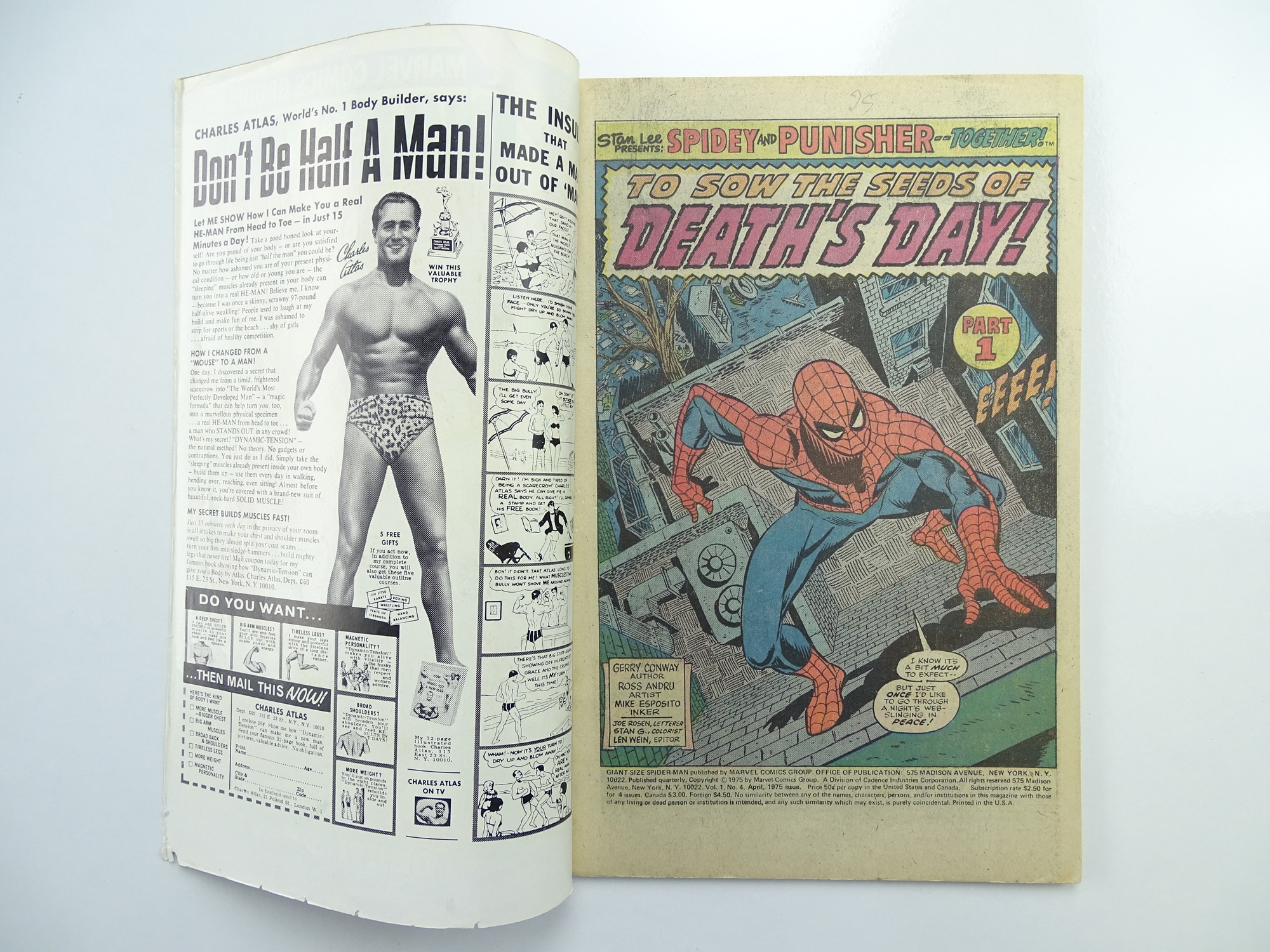 GIANT-SIZE SPIDER-MAN & PUNISHER # 4 (1975 - MARVEL - Cents Copy) - Third appearance of the Punisher - Image 3 of 7