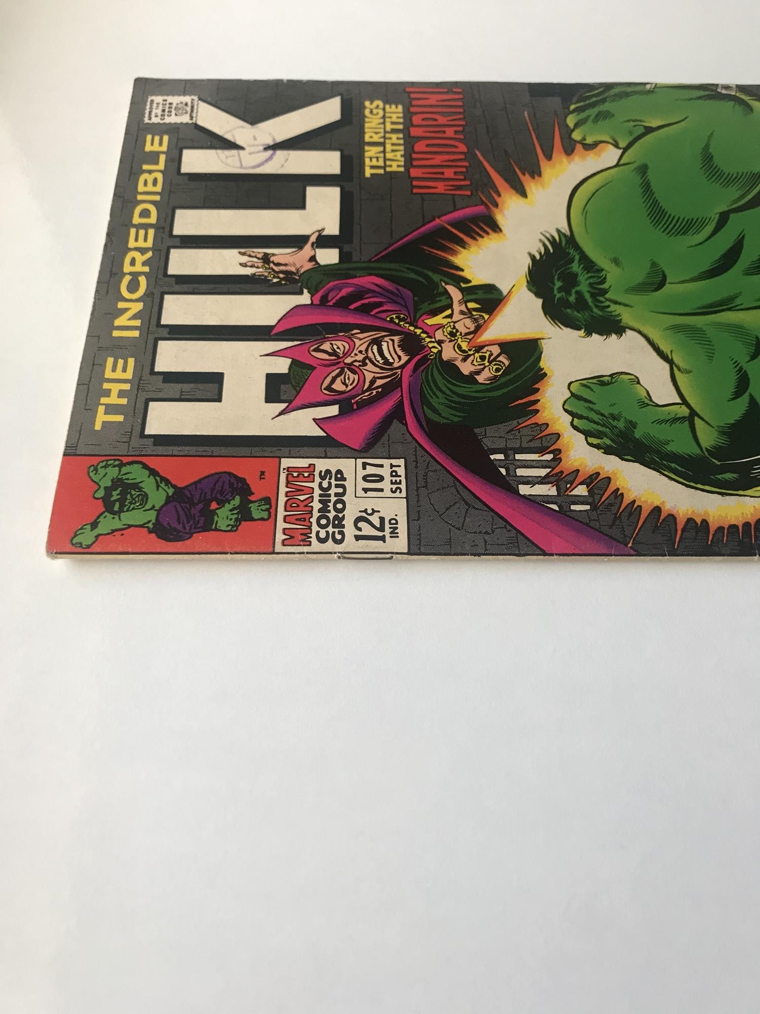 HULK # 107 (1968 - MARVEL - Cents with Pence Stamp) - Hulk battles Mandarin + Nick Fury and S.H.I. - Image 6 of 7