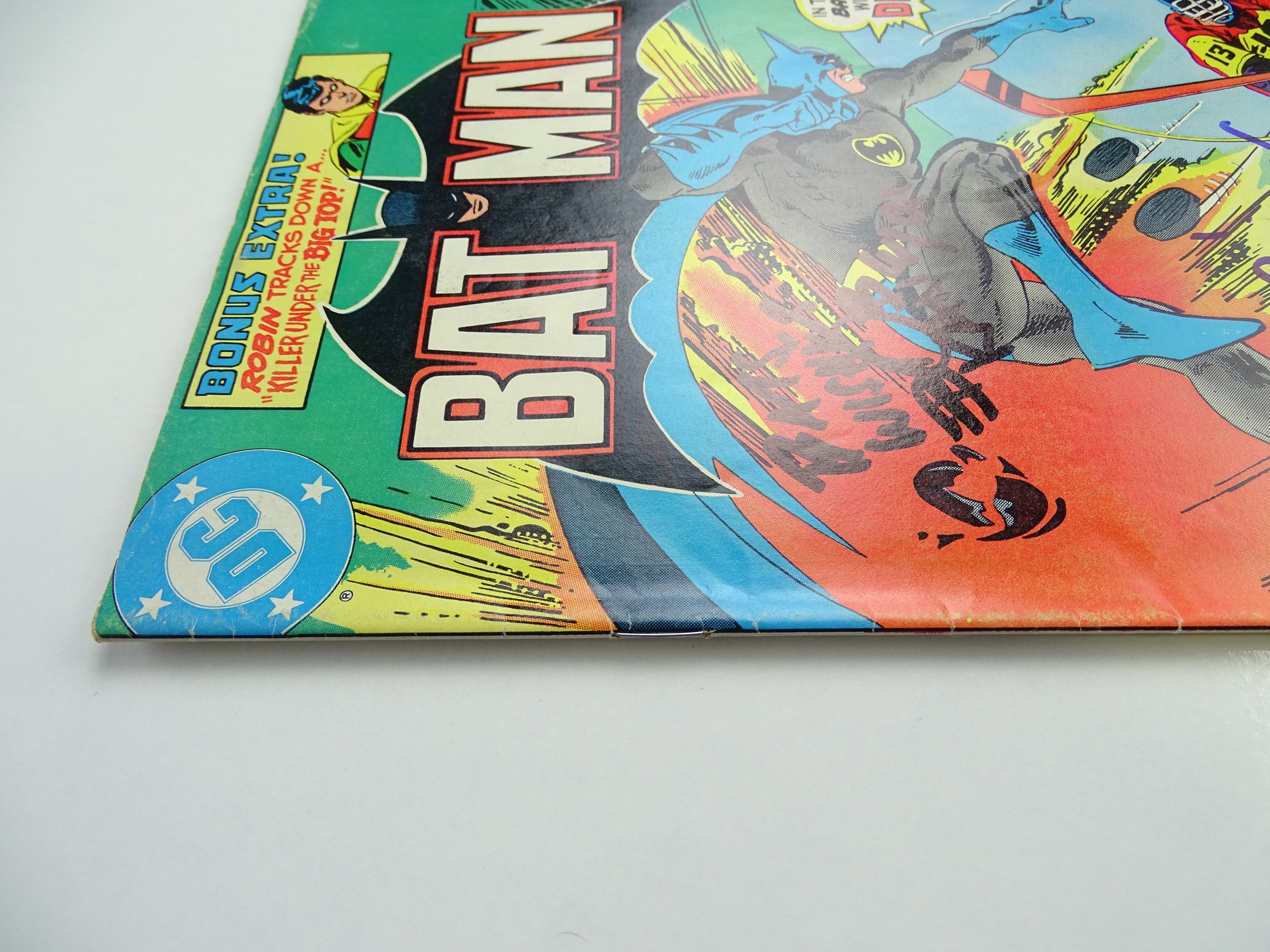 BATMAN # 338 - SIGNED - (1981 - DC - Pence Copy) - SIGNED - Signed (to front cover) dated and - Image 9 of 9