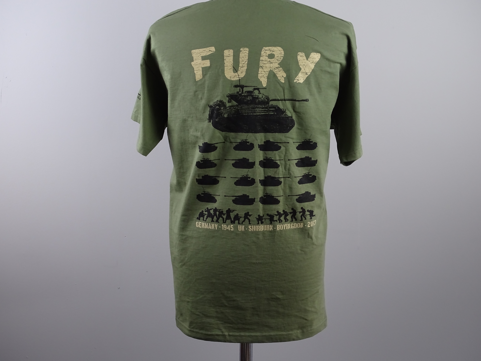 FURY (2014) - Film / Production Crew Issued Clothing to include: an XL khaki green Second Unit T- - Image 2 of 4