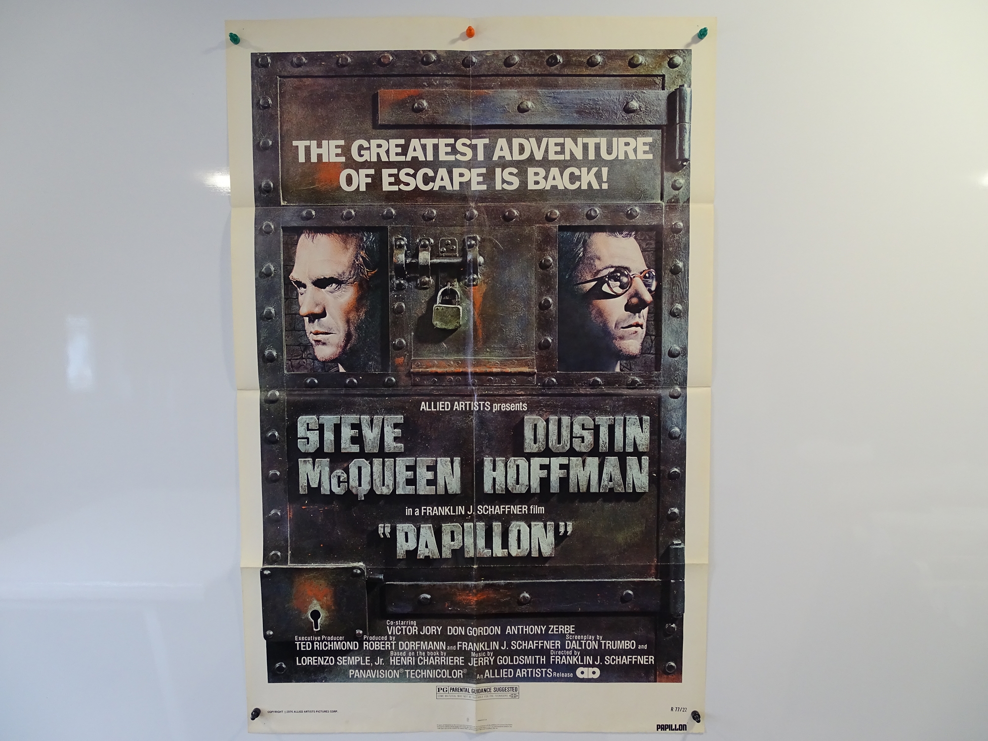 ACTION/ADVENTURE: A large quantity of film and commercial posters to include: THE GOLDEN COMPASS ( - Image 9 of 16